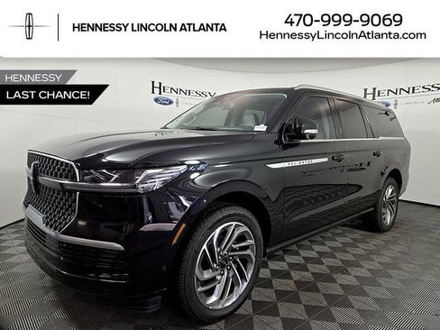 New 2025 Lincoln Navigator L Reserve AWD/4WD image 1