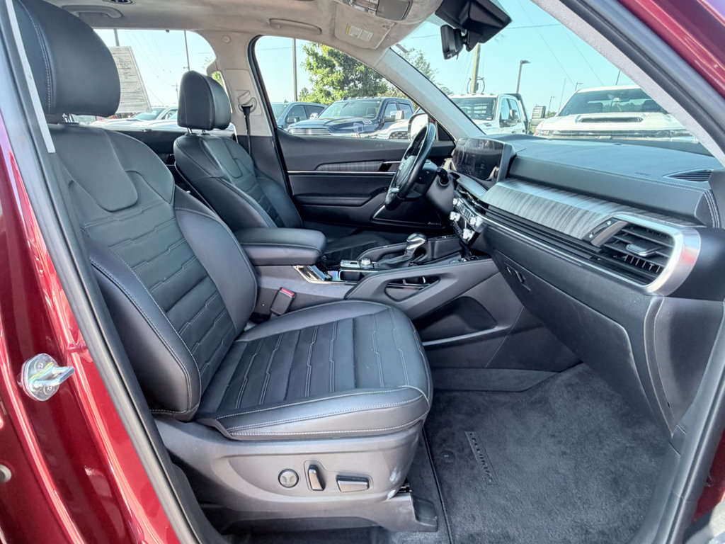 Used 2023 Kia Telluride SX Prestige AWD/4WD image 25