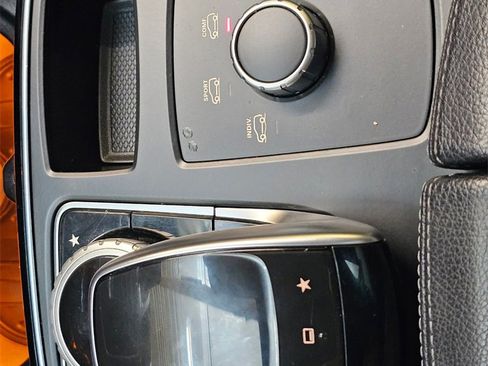 Used 2016 Mercedes-Benz GLE 350 w/ Premium Package image 28