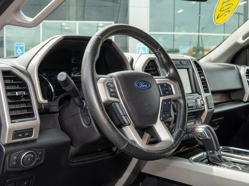 Used 2018 Ford F150 Lariat w/ Equipment Group 502A Luxury AWD/4WD image 10