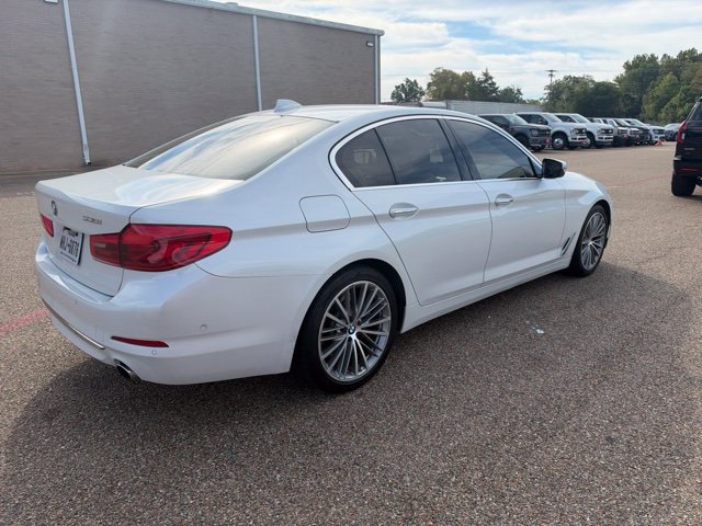 Used 2017 BMW 530i RWD image 9