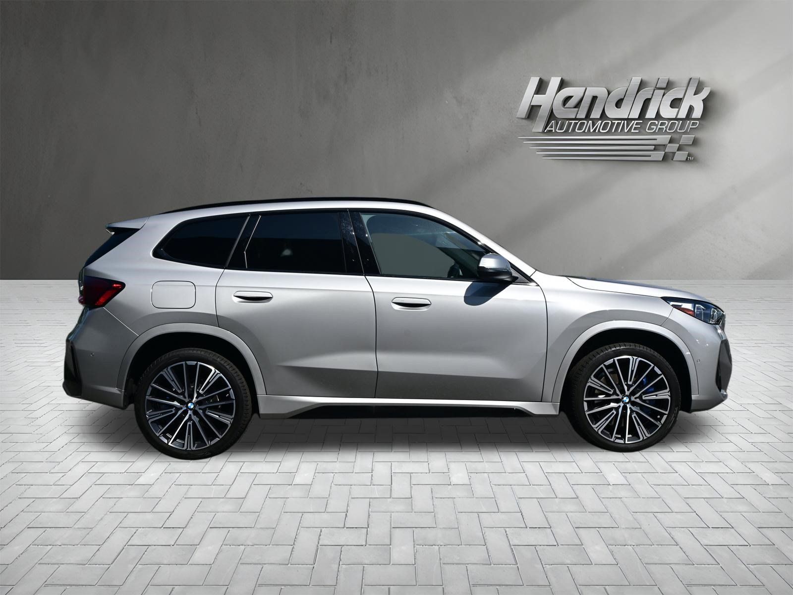 Used 2026 BMW X1 xDrive28i w/ M Sport Package AWD/4WD image 10