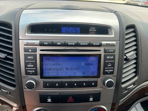 Used 2012 Hyundai Santa Fe SE AWD/4WD image 22