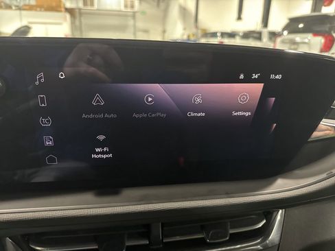 Used 2025 Buick Envista Preferred FWD image 10