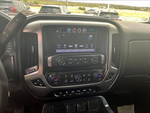Used 2018 GMC Sierra 1500 SLT AWD/4WD image 16