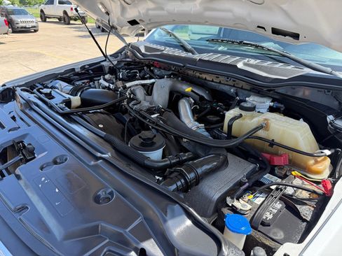 Used 2021 Ford F250 XLT w/ XLT Premium Package AWD/4WD image 38