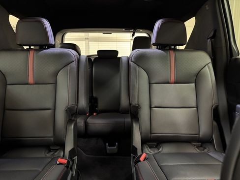 New 2026 Chevrolet Traverse RS image 14