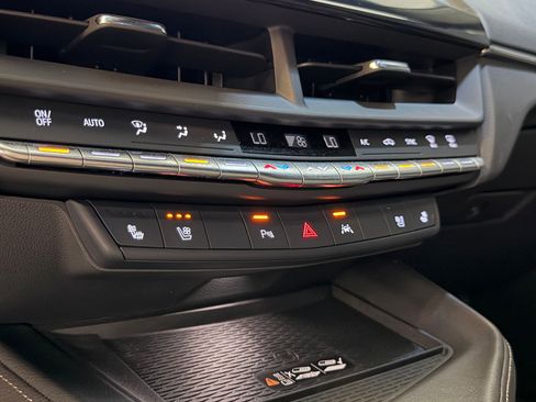 Certified 2025 Cadillac CT4 Premium Luxury RWD image 30