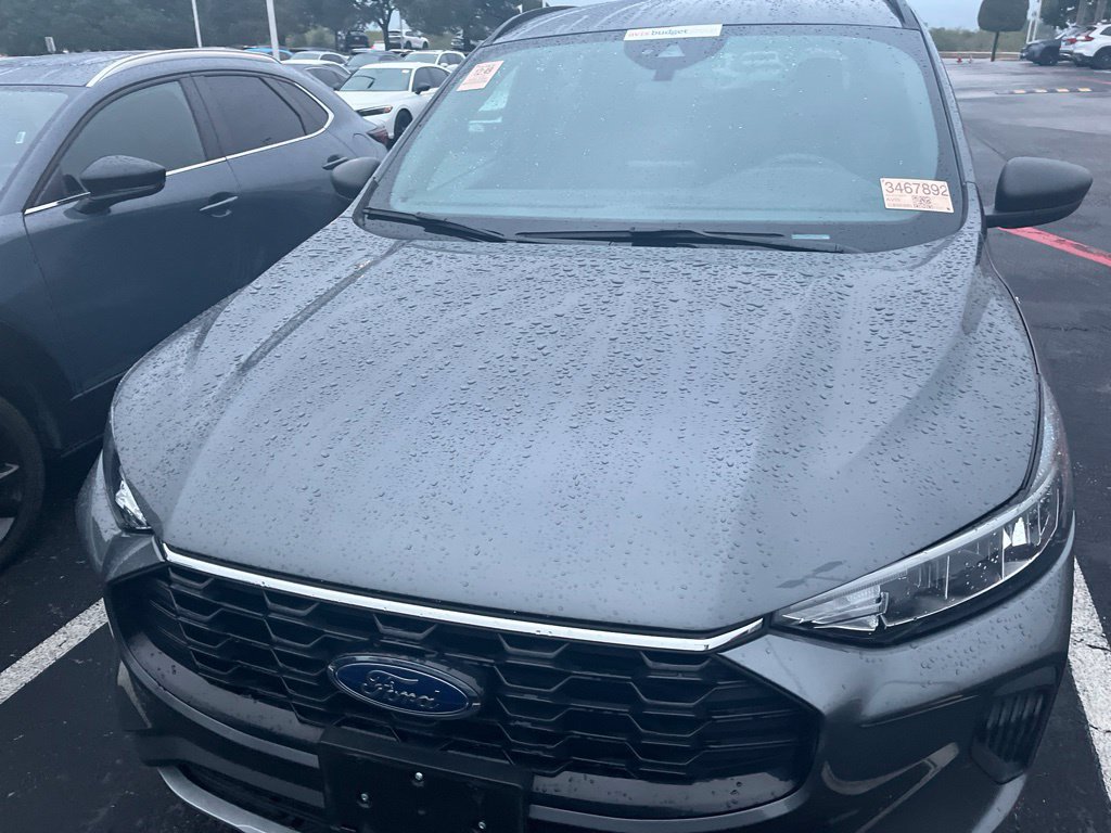 Used 2025 Ford Escape ST-Line AWD/4WD image 2