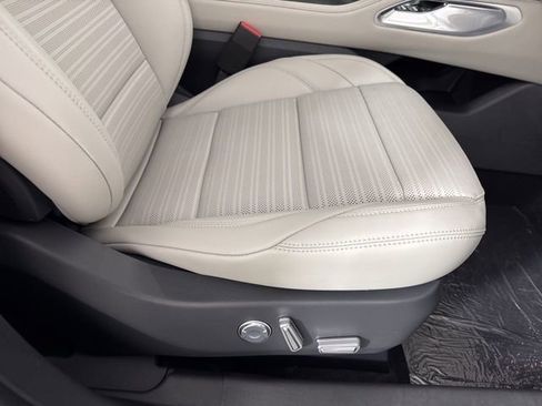 New 2026 Lincoln Nautilus Reserve image 21