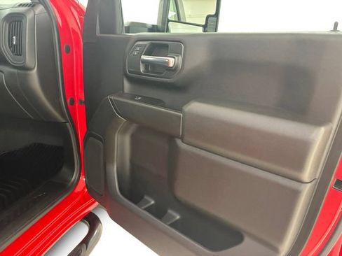 Certified 2022 Chevrolet Silverado 2500 Custom w/ Custom Convenience Package AWD/4WD image 15