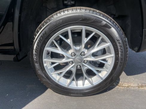 Used 2023 Jeep Grand Cherokee Summit w/ Advanced Protech Group IV AWD/4WD image 37