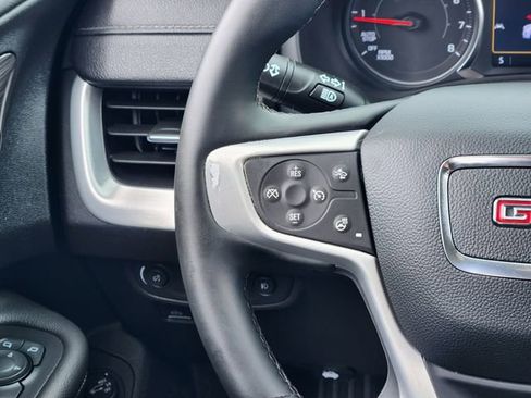 Used 2023 GMC Terrain SLT w/ Infotainment Package II image 28