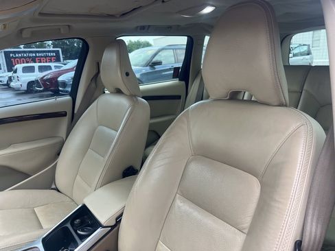 Used 2012 Volvo XC70 3.2 FWD image 10