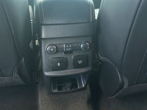 Used 2018 Ford Explorer Platinum AWD/4WD image 21