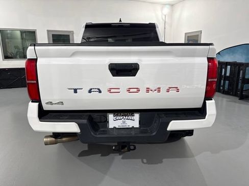 Used 2024 Toyota Tacoma SR5 AWD/4WD image 7