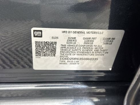 Used 2025 Cadillac CT5 V Blackwing w/ Parking Package RWD image 37