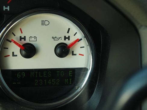 Used 2005 Ford F150 Lariat image 39