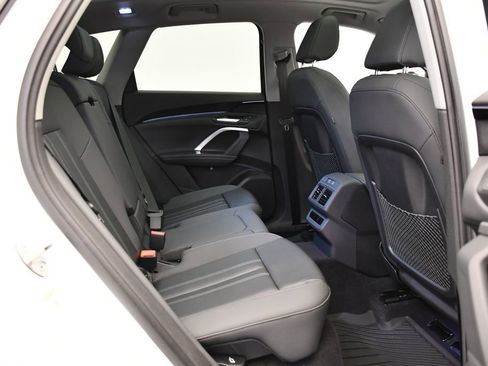 Used 2025 Audi Q5 Premium w/ Convenience Package image 52