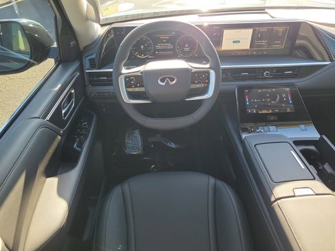 New 2026 INFINITI QX80 Pure image 14