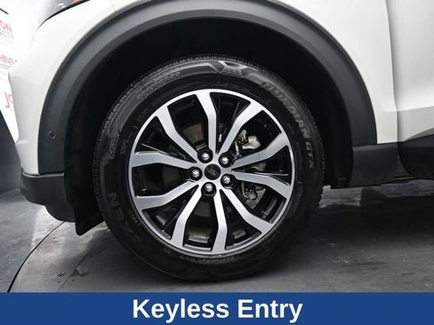 Used 2022 Ford Explorer ST-Line w/ Class IV Trailer Tow Package image 17