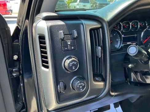 Used 2018 Chevrolet Silverado 1500 LT w/ All Star Edition AWD/4WD image 19