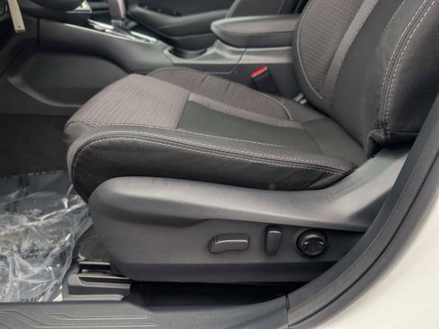 Certified 2025 Subaru Outback Premium w/ Popular Package #1A image 17