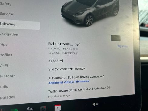 Used 2021 Tesla Model Y Long Range AWD/4WD image 16