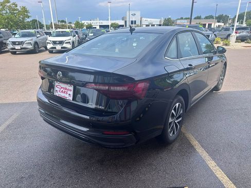 Used 2024 Volkswagen Jetta S FWD image 5