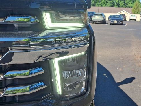 Certified 2023 Chevrolet Silverado 2500 High Country w/ Z71 Off-Road Package AWD/4WD image 28