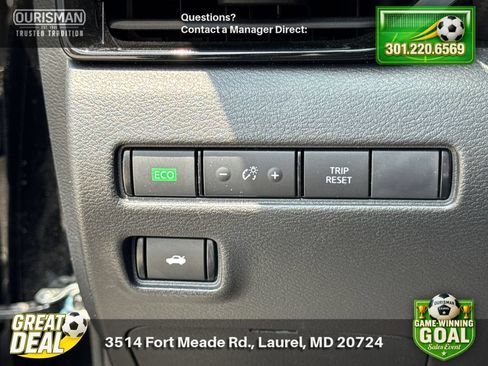 Used 2025 Nissan Sentra SV w/ Trunk Package FWD image 24