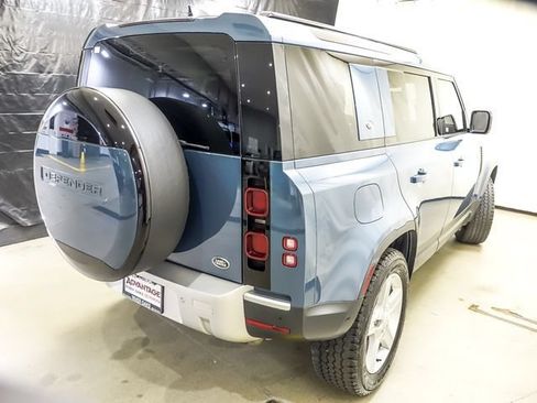 Used 2022 Land Rover Defender 110 SE AWD/4WD image 6