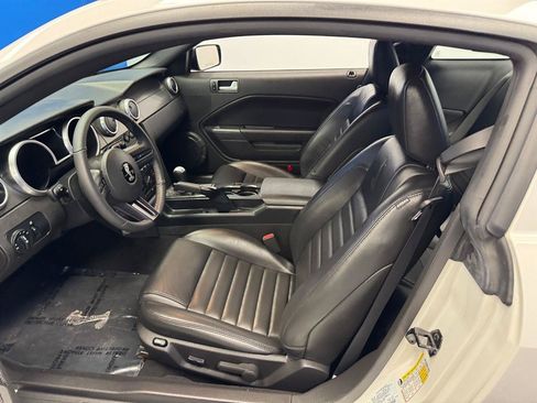 Used 2008 Ford Mustang Shelby GT500 RWD image 11