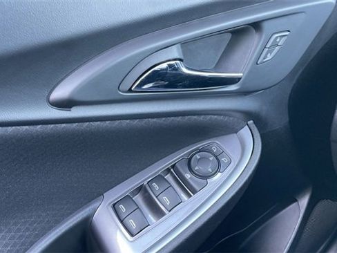 Used 2024 Chevrolet Malibu LT image 13