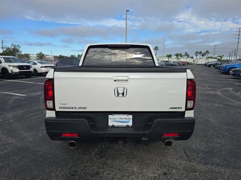 Used 2023 Honda Ridgeline RTL-E image 5