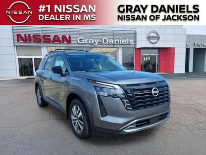 New 2026 Nissan Pathfinder SL w/ Cargo Package