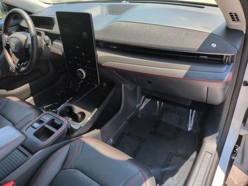 Used 2025 Ford Mustang Mach-E Premium w/ Sport Appearance Package AWD/4WD image 37