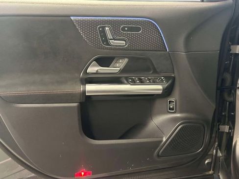 Certified 2025 Mercedes-Benz GLA 250 4MATIC image 16