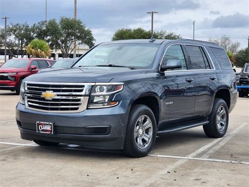 Used 2019 Chevrolet Tahoe LS image 3