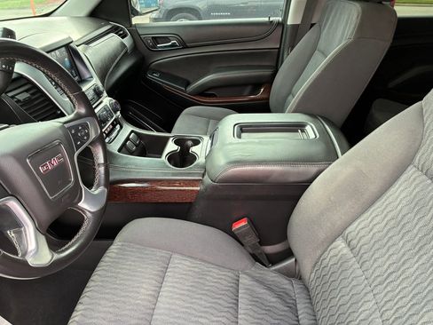 Used 2020 GMC Yukon SLE w/ SLE Value Package image 15