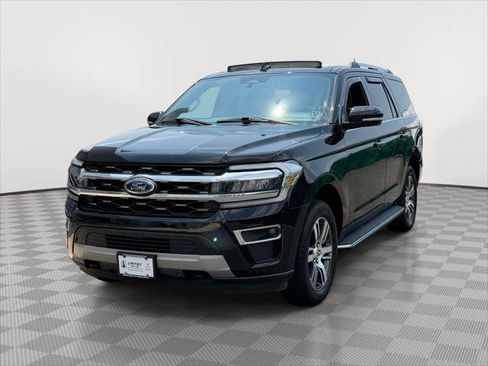 Used 2022 Ford Expedition Limited AWD/4WD image 3