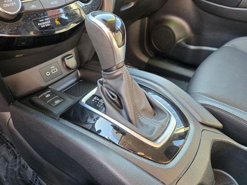 Certified 2022 Nissan Rogue Sport SL FWD image 25