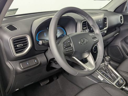 New 2026 Hyundai Venue SEL FWD image 11