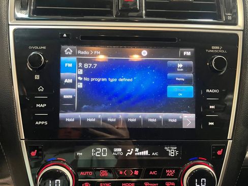 Used 2018 Subaru Outback 2.5i Limited image 10