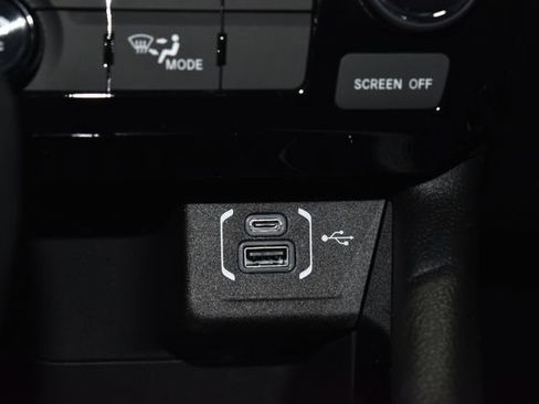 New 2026 Jeep Compass Latitude image 14