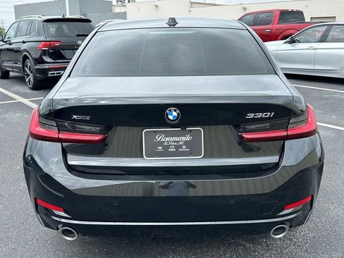 Used 2025 BMW 330i xDrive Sedan w/ Premium Package image 6
