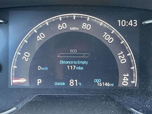 Used 2025 Toyota RAV4 XLE Premium FWD image 33