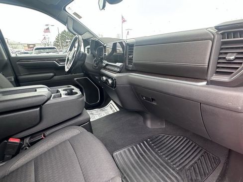 Used 2022 GMC Sierra 1500 Elevation image 17