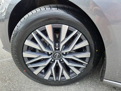 Used 2023 Nissan Altima 2.5 SV image 32