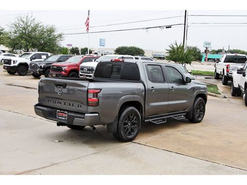 Used 2026 Nissan Frontier SV w/ SV Convenience Package RWD image 4